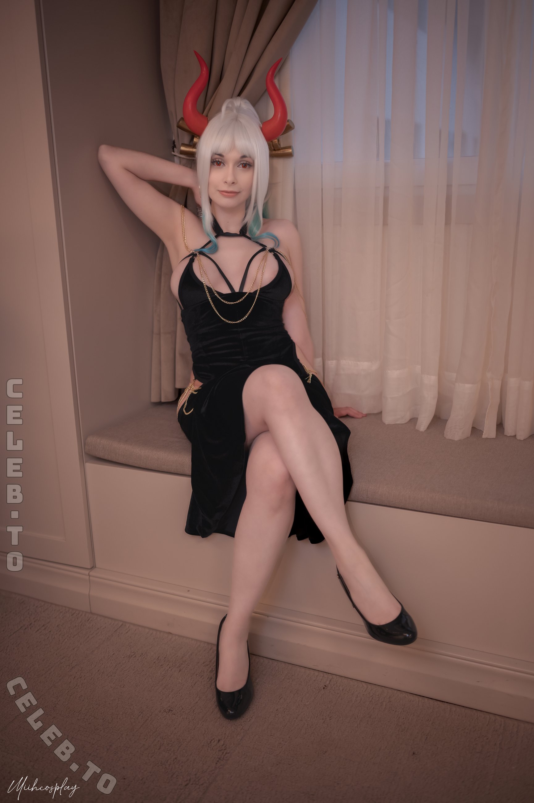Miih Cosplay nude photo 11