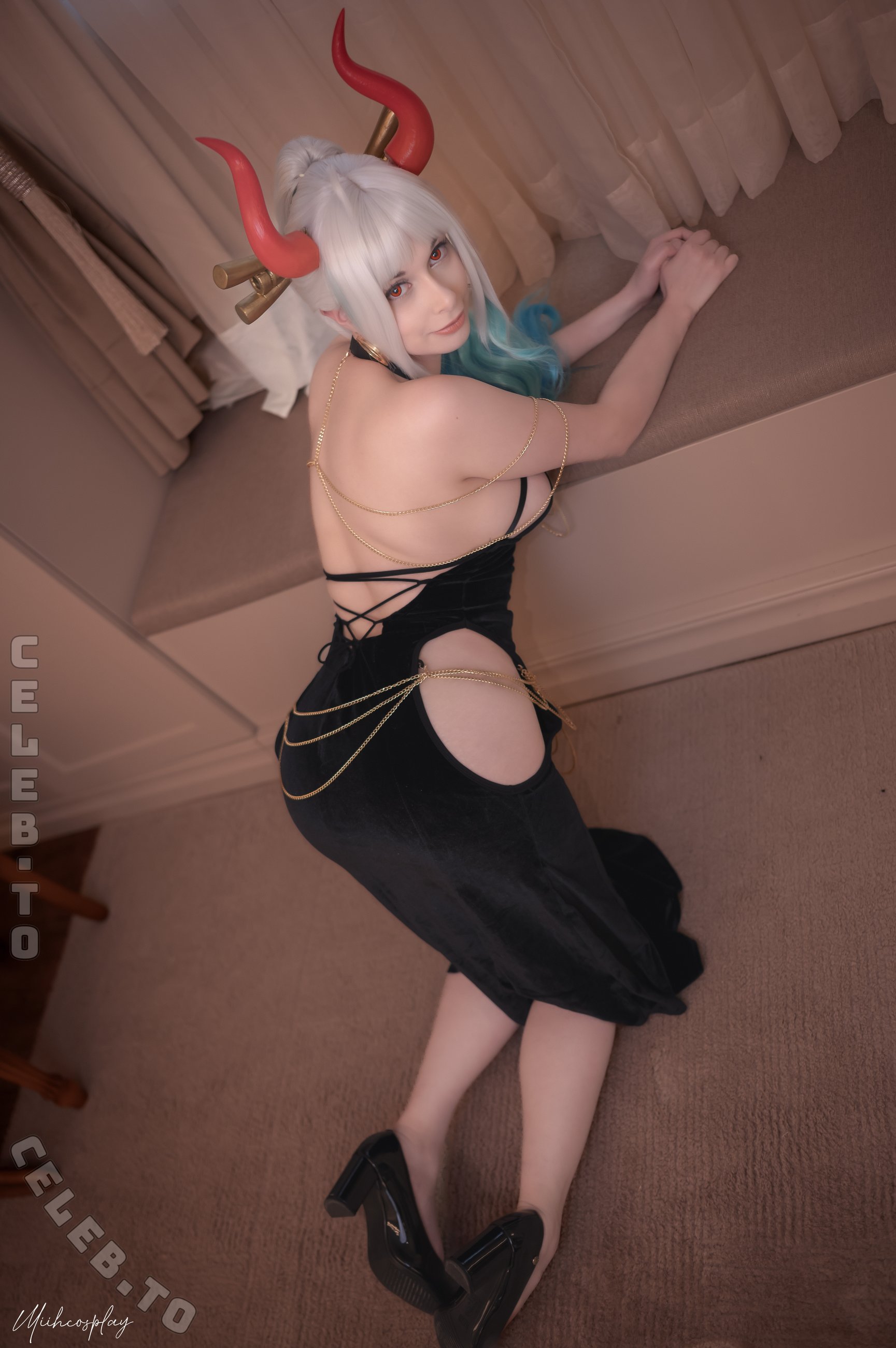 Miih Cosplay nude photo 1