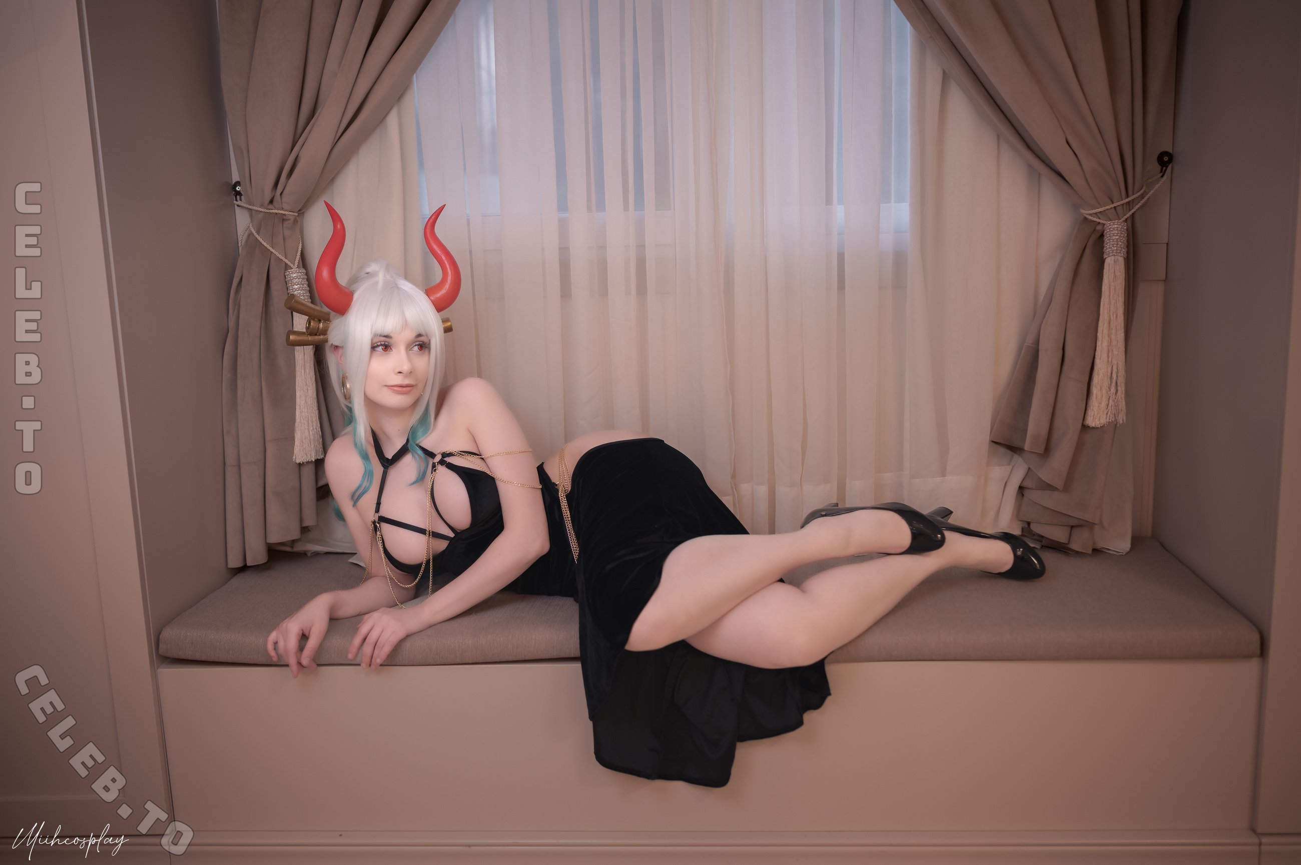 Miih Cosplay nude photo 3