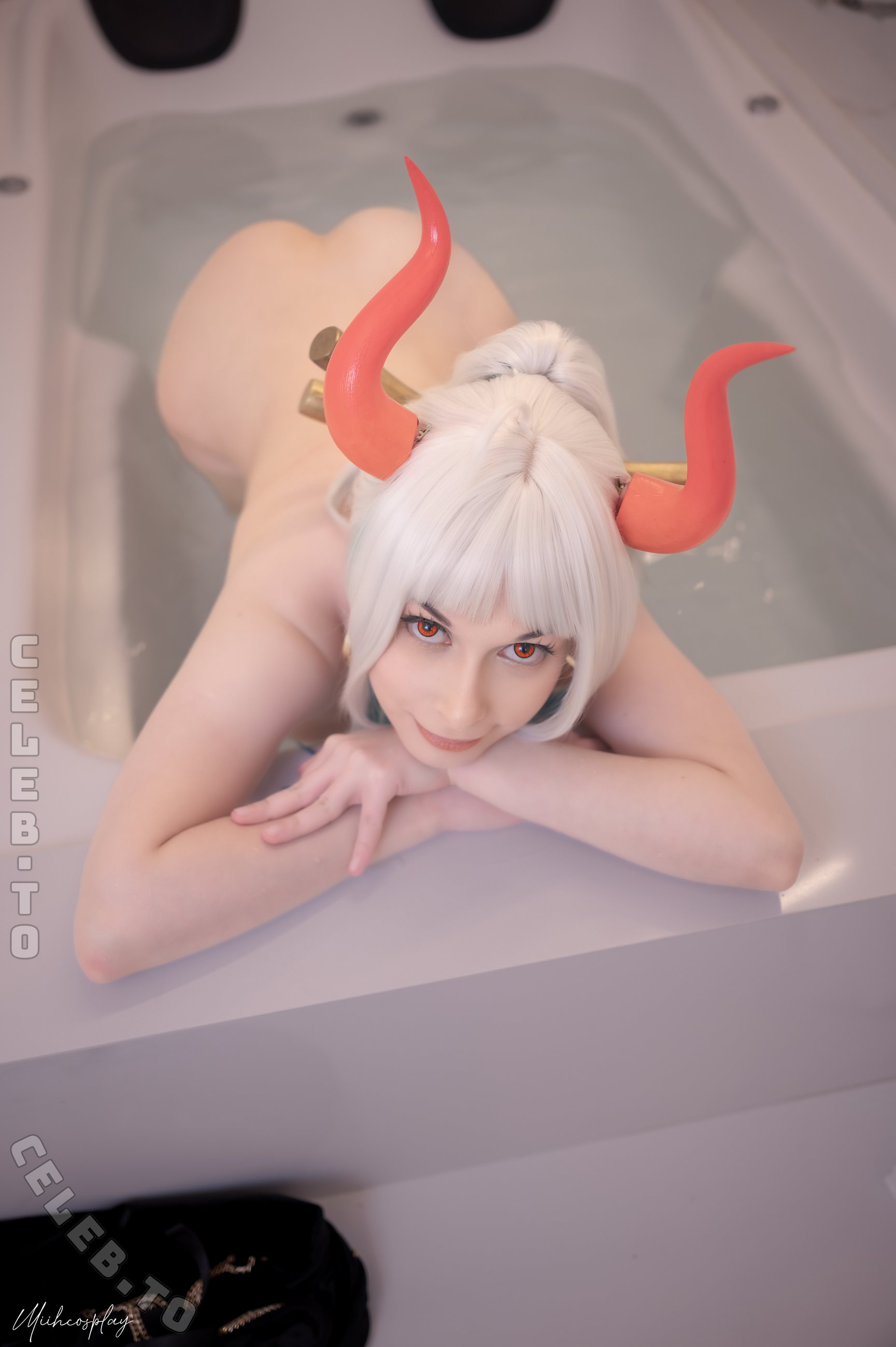 Miih Cosplay nude photo 17