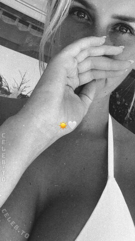 Miiileb – That body !!!