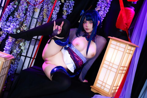 Miinmeow~ nude photo 23
