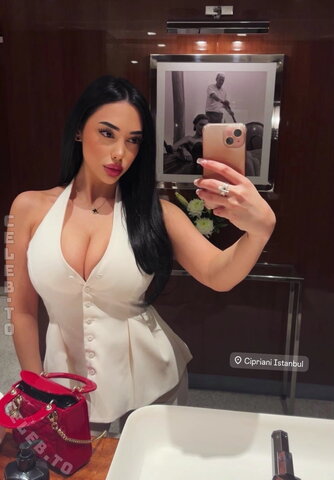 Miiss_chanel nude photo 4