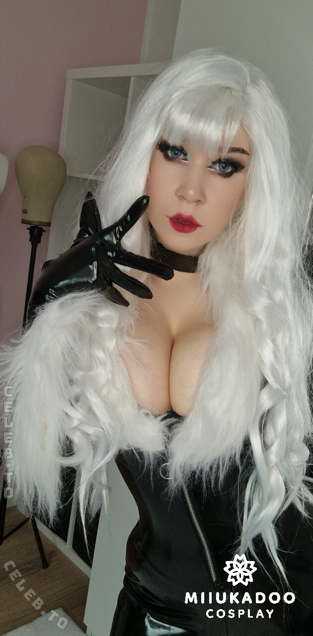 Miiukadoo nude photo 9