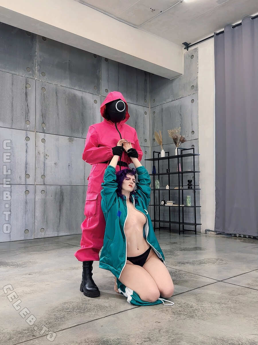 Mik Allen nude photo 2