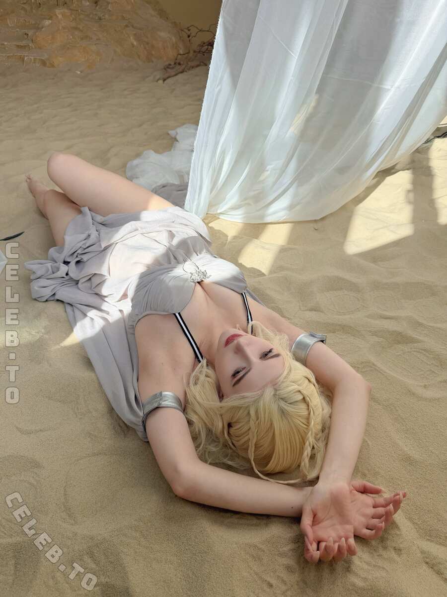 Mik Allen nude photo 11