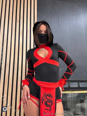Mikaela Lafuente photo 6