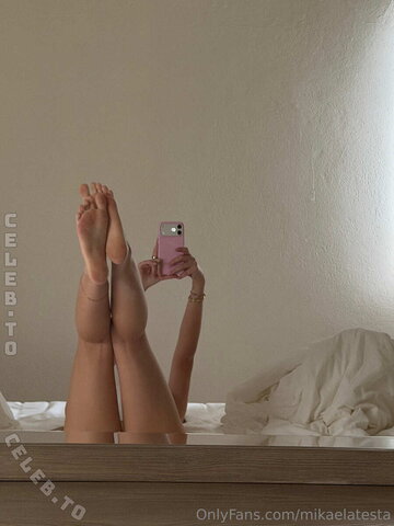 Mikaela Testa nude photo 31