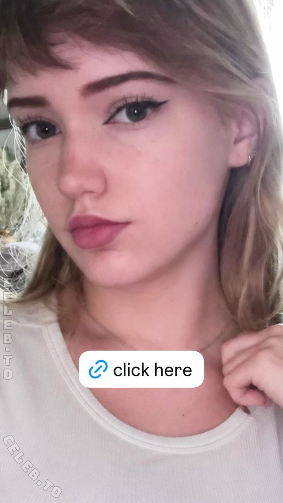 Mikahhlynn nude photo 2
