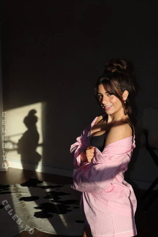 Mikayla Campinos nude photo 120