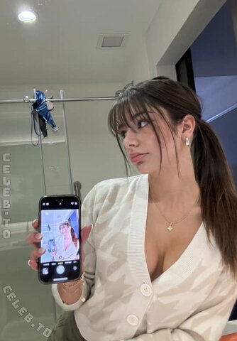 Mikayla Campinos Hot (3 photos)