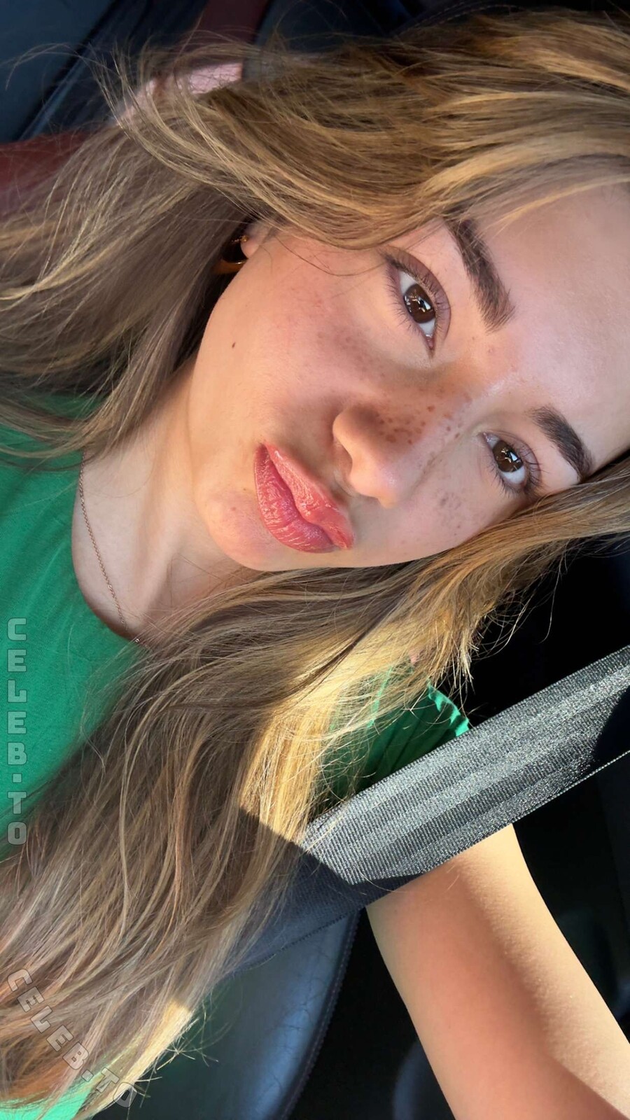 Mikayla Campinos nude photo 1
