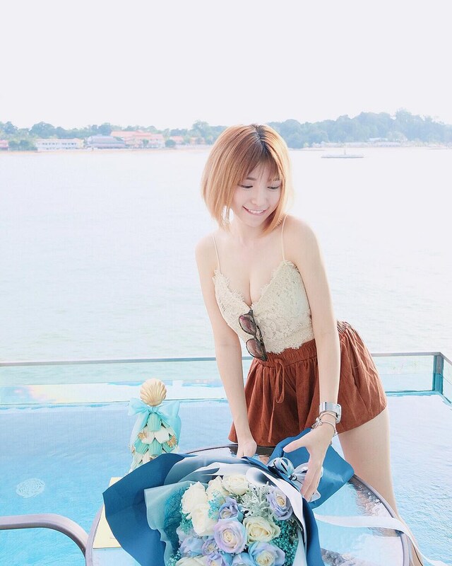 Miko Wong nude photo 10