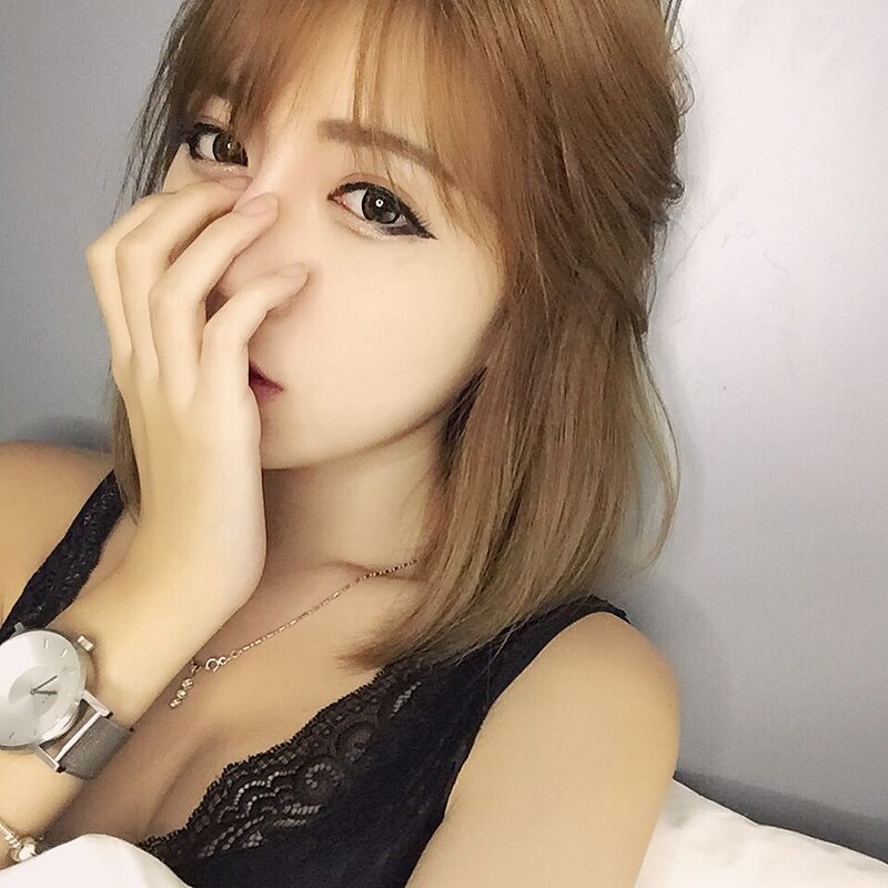 Miko Wong nude photo 17