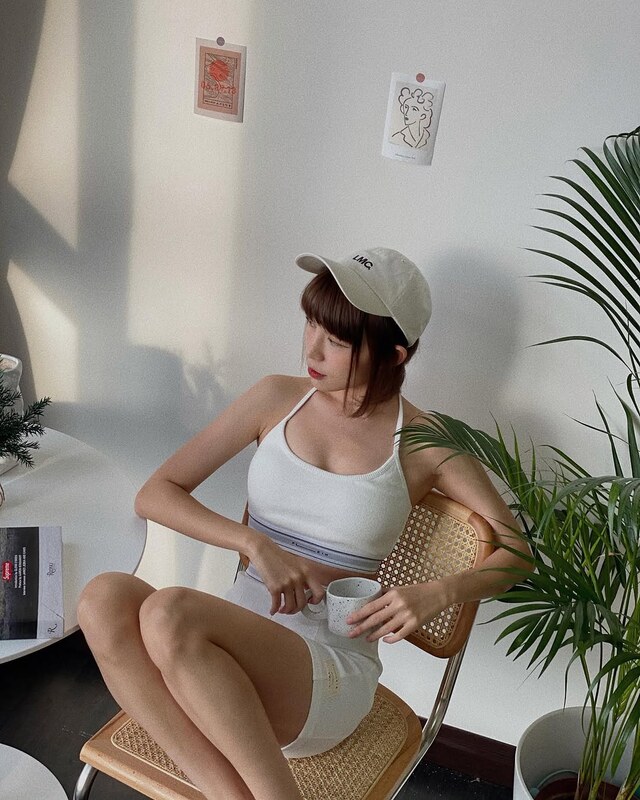 Miko Wong nude photo 5