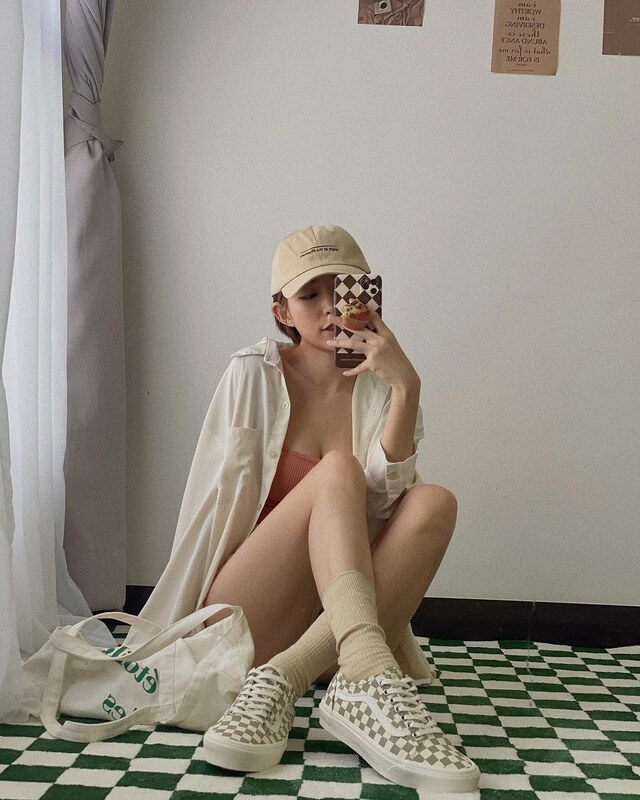 Miko Wong nude photo 14
