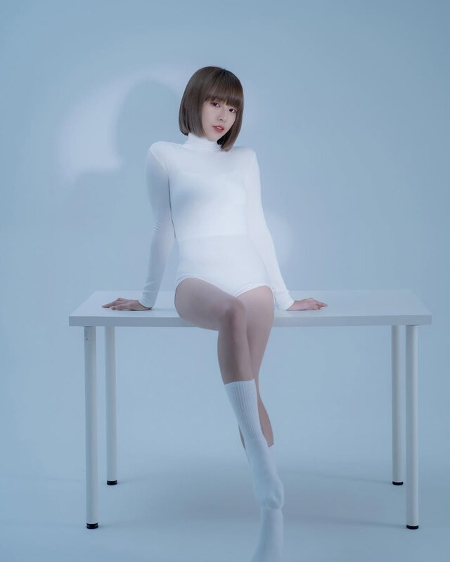 Miko Wong nude photo 17