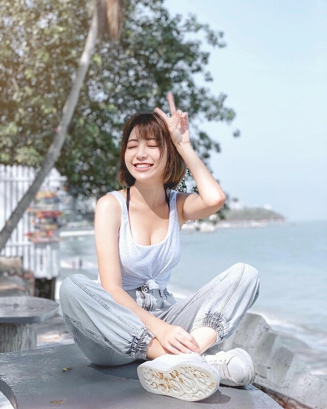 Miko Wong nude photo 3