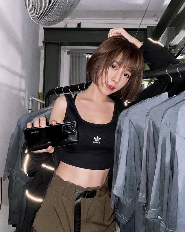 Miko Wong nude photo 8