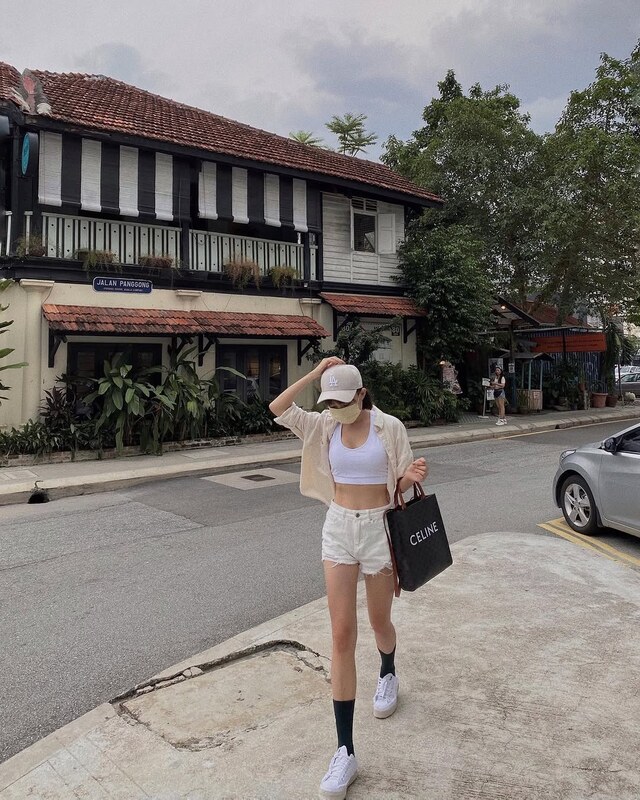 Miko Wong nude photo 13
