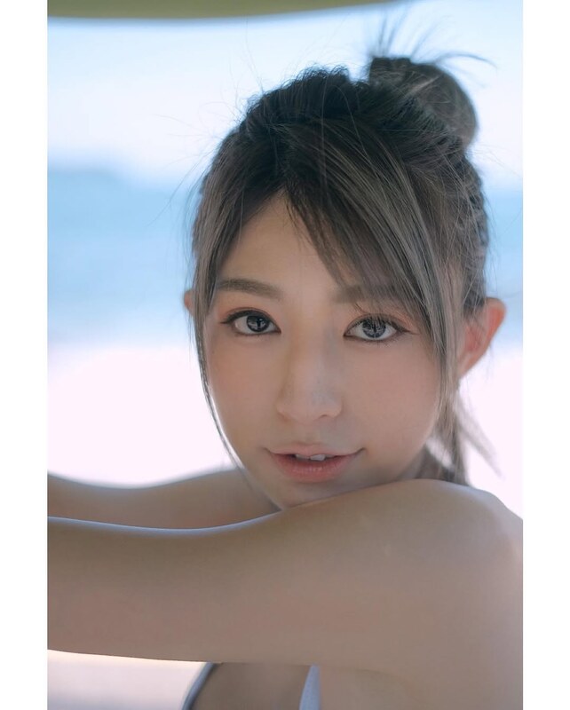 Miko Wong nude photo 1