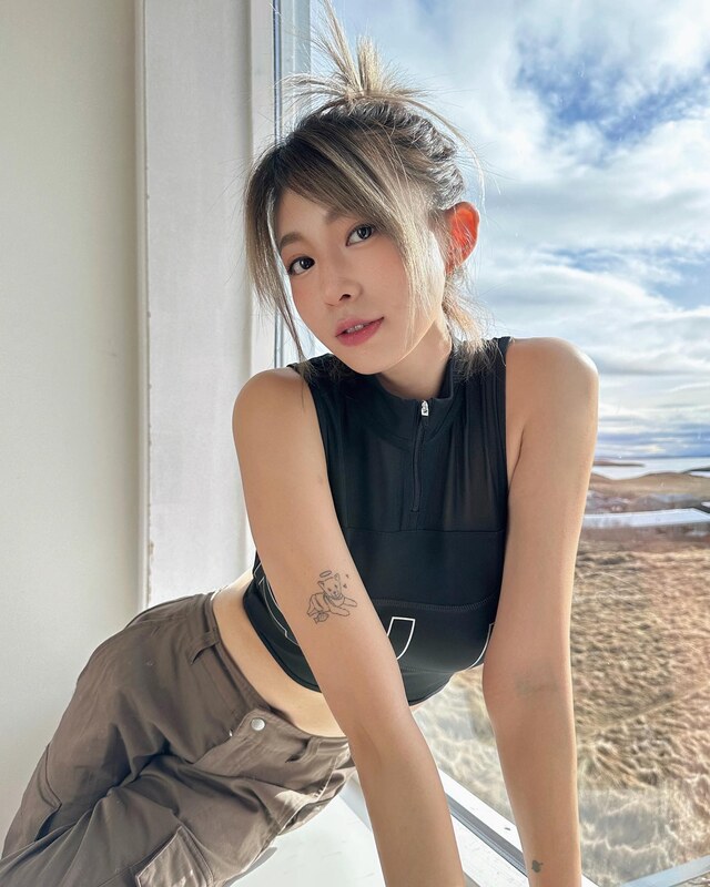 Miko Wong nude photo 13