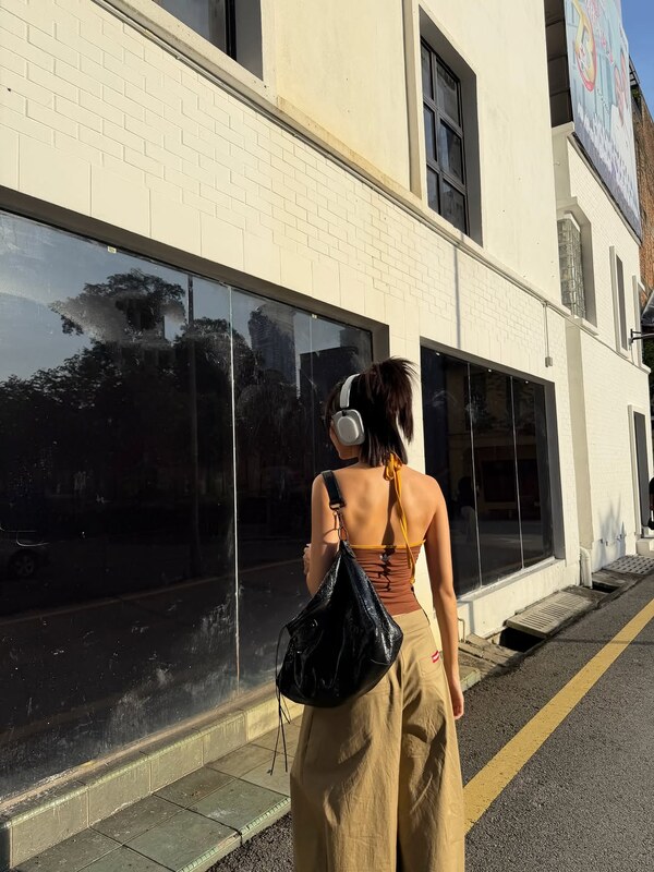 Miko Wong nude photo 6