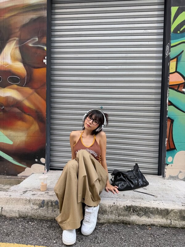 Miko Wong nude photo 7