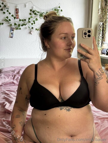 Mila Bauer – News from OF