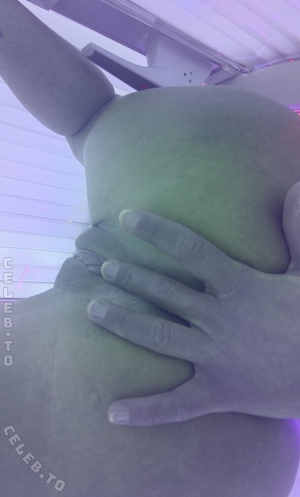 Milaraysensual nude photo 9