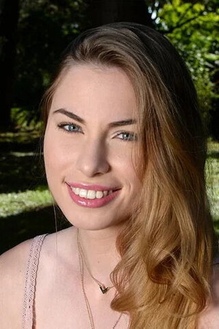 Milena Devi New (4 photos)