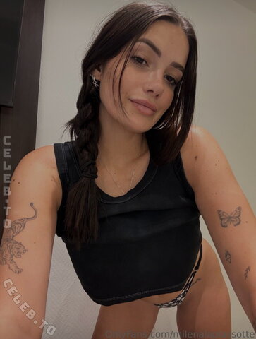 Milena Laplassotte nude photo 5