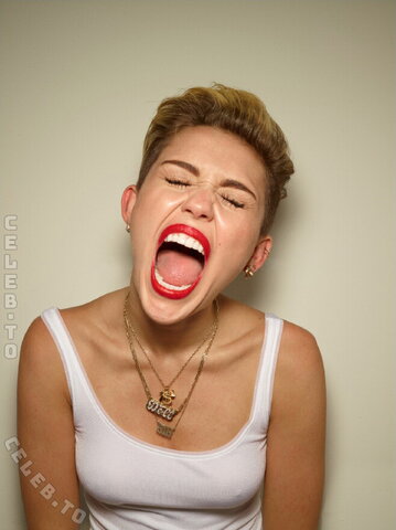 Miley Cyrus nude photo 277