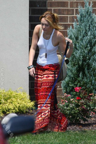 Miley Cyrus nude photo 125