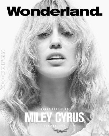 Miley Cyrus nude photo 52