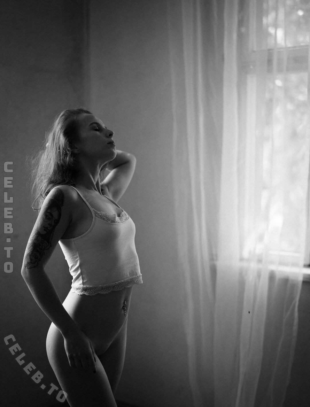 Milka.Dicaprio nude photo 7
