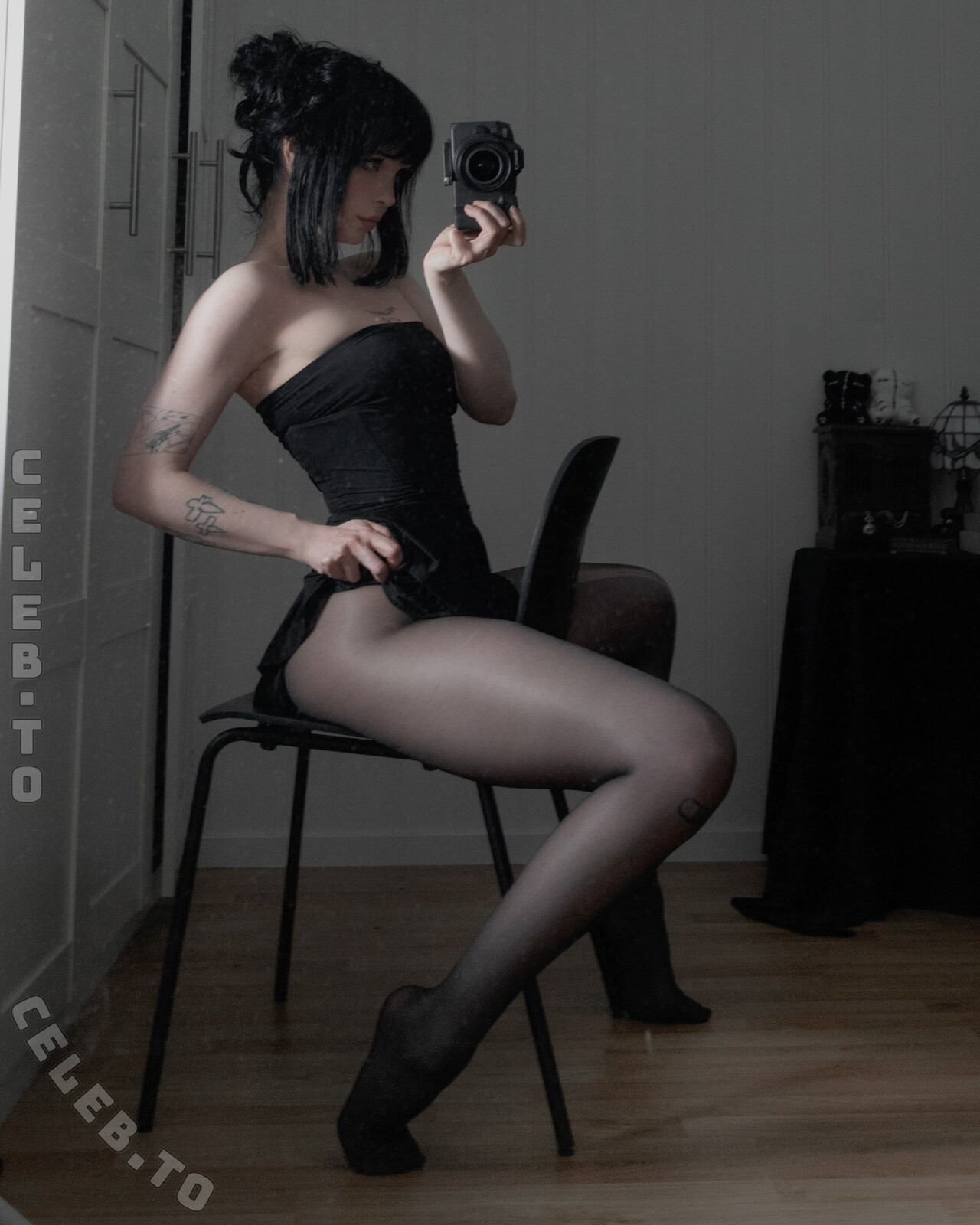 Milkgore nude photo 8