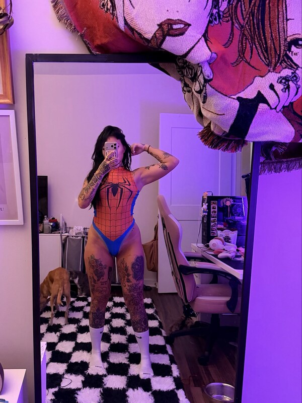 Milkton locallystupid nude photo 2