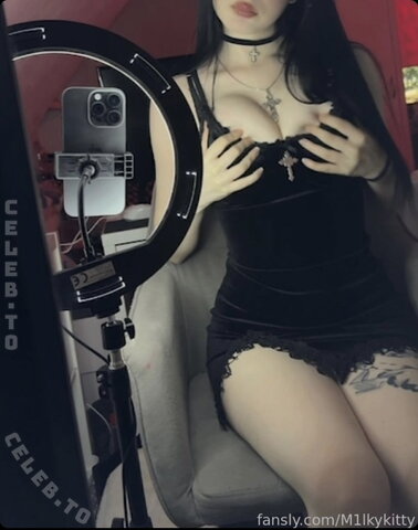 Milky Kitty nude photo 31