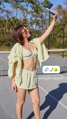 Millie Bobby Brown nude photo 22