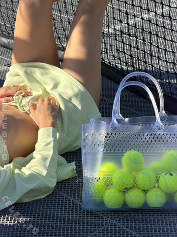 Millie Bobby Brown nude photo 19