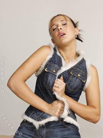 Millie Bobby Brown nude photo 12