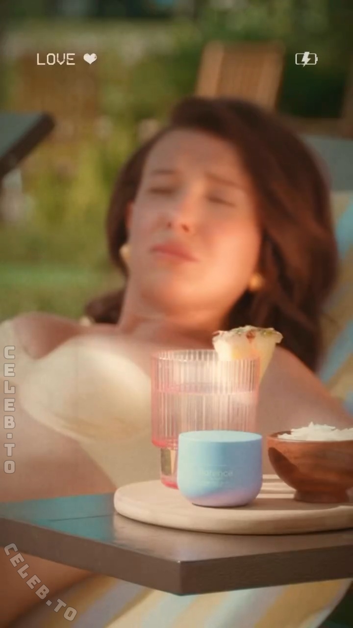 Millie Bobby Brown nude photo 6