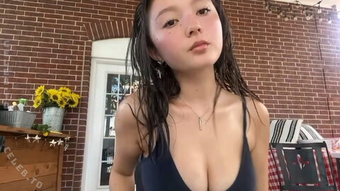 Millie Howell nude photo 26