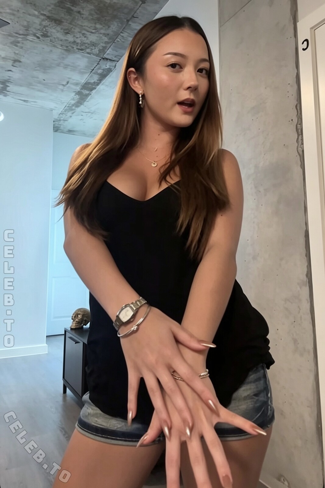 Millie Howell nude photo 4