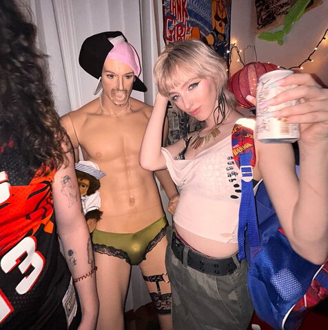 Millie Ramsey nude photo 6