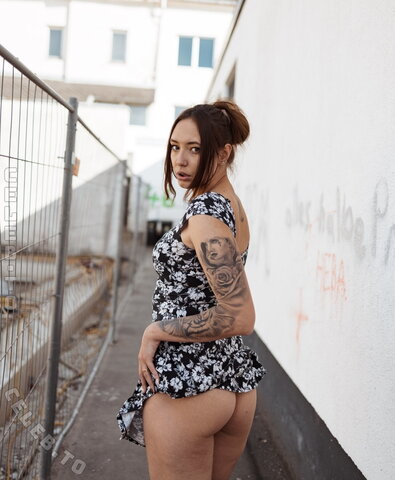 Milly Fischer photo 1