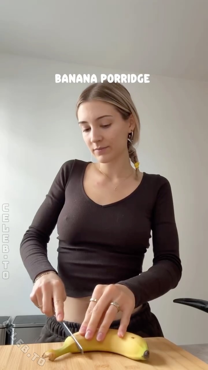 Milly Schindler nude photo 2