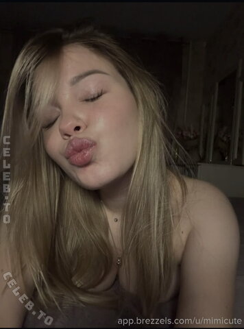 Mimicute nude photo 4