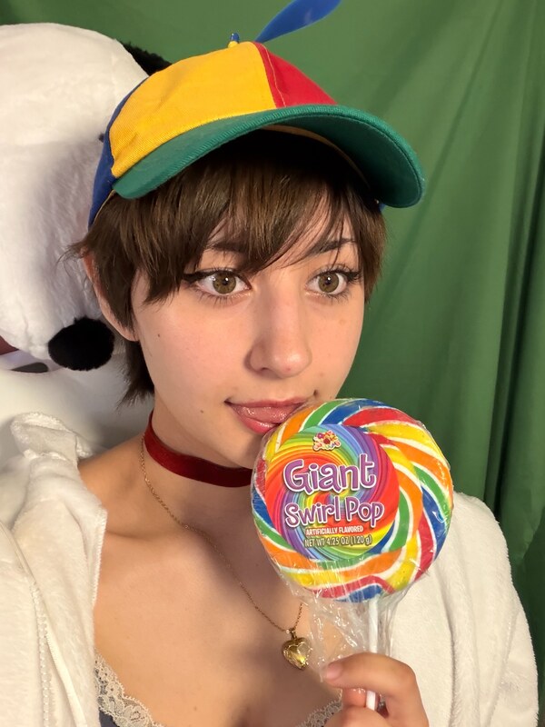 MimiDoesCosplay nude photo 1